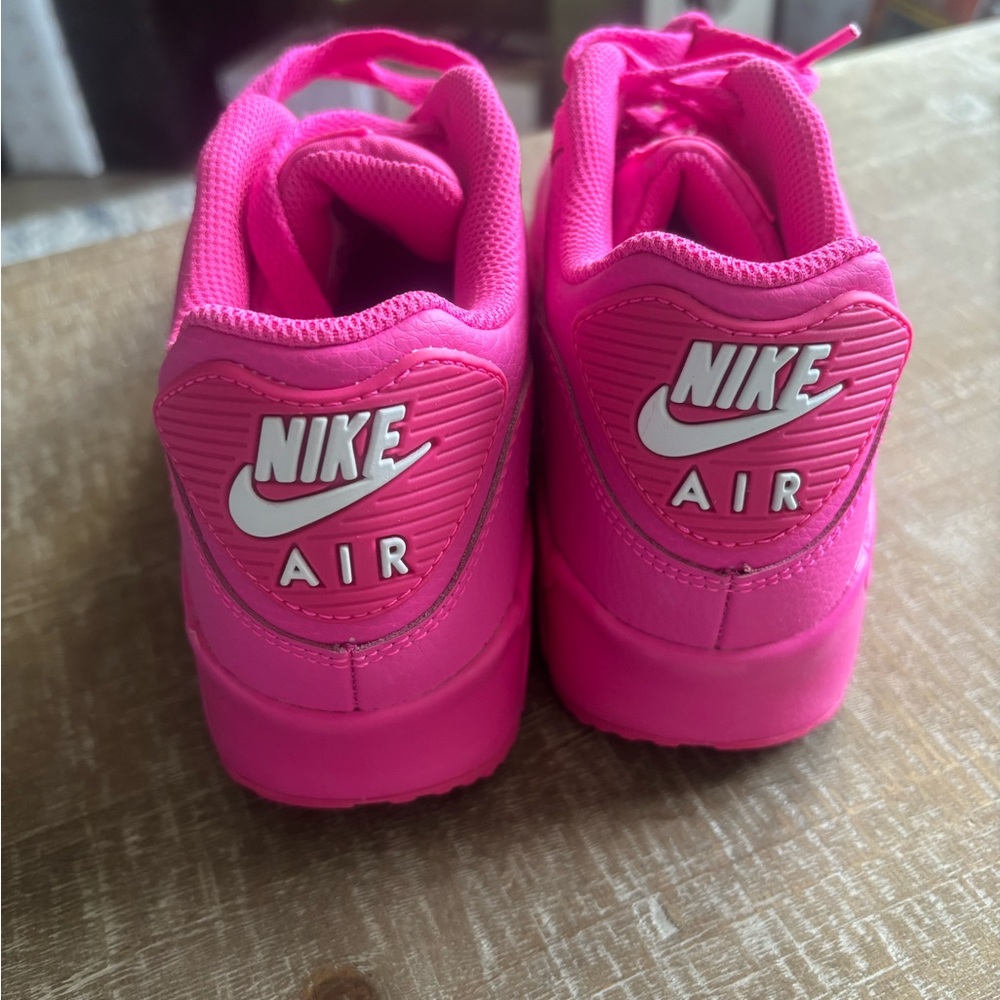 Nike Women's Athletic Shoes - Vibrant Pink - Picture 3 of 5